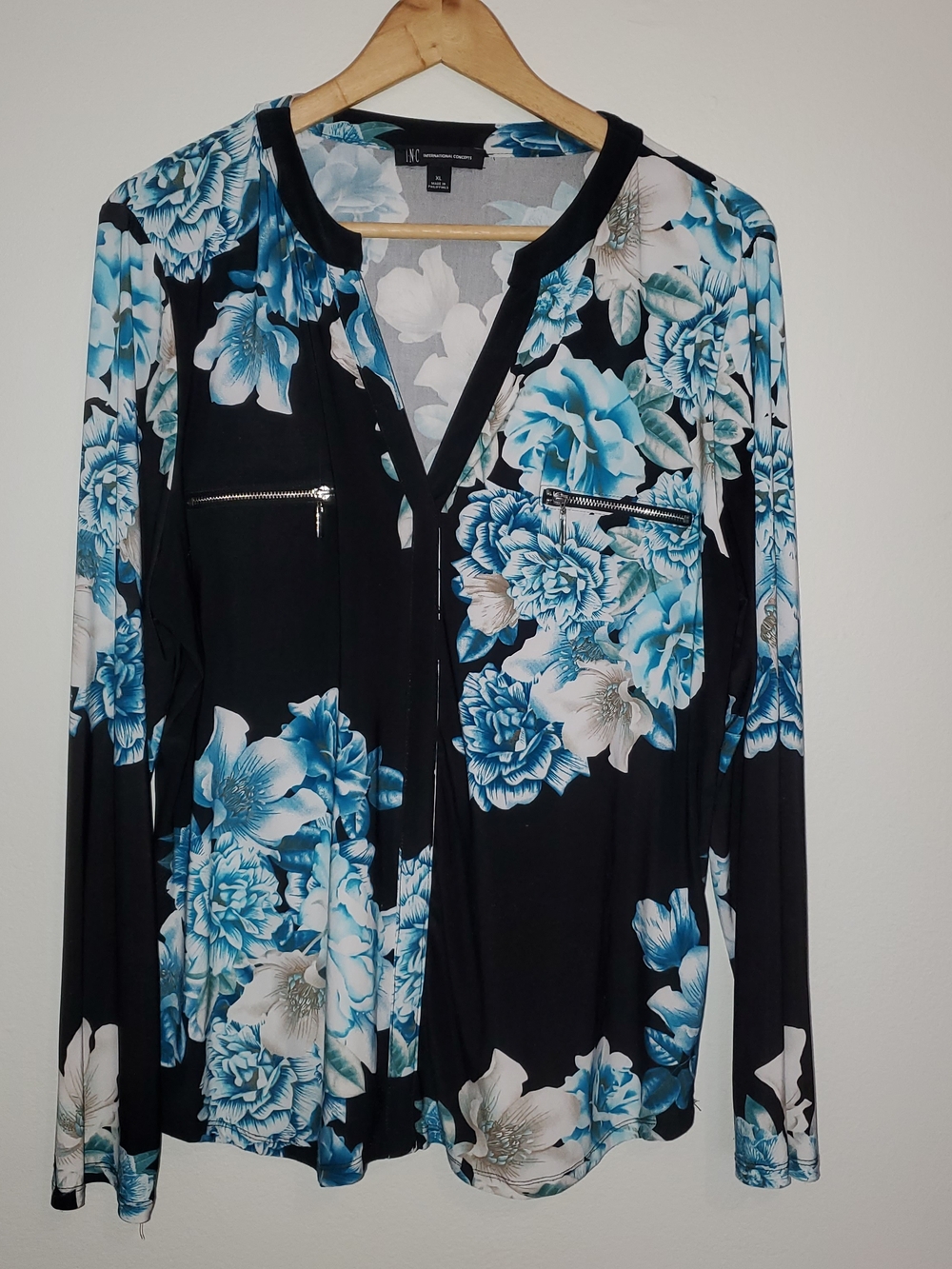 INC International Concepts Black Floral Long-Sleeve Zip-Pocket Top